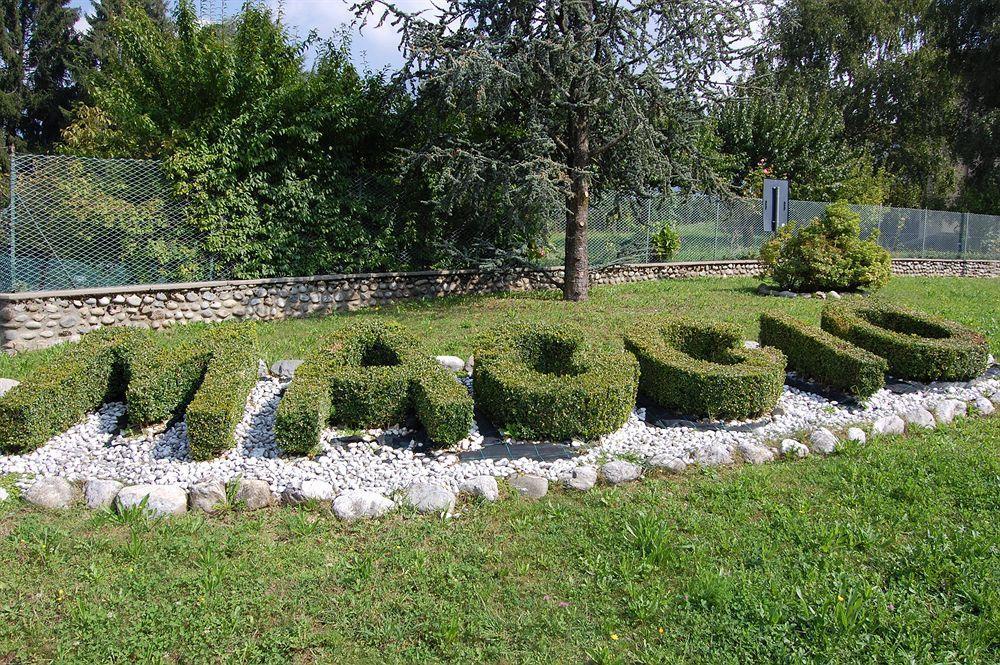 Albergo Del Cacciatore Cremeno Bagian luar foto